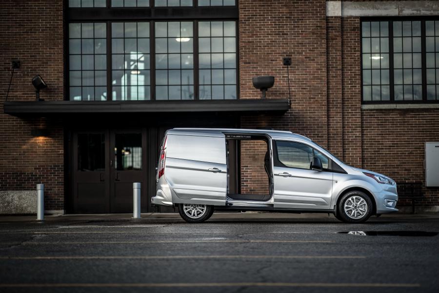  Ford Transit Connect Van 2018 года  (NA) (фото 7 из 7)